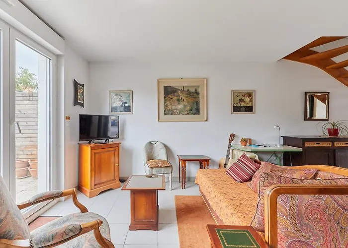 Les Rochambelles - Maison Avec Terrasse Vakantiehuis *