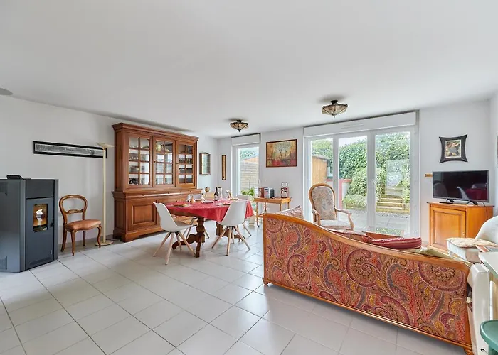 Les Rochambelles - Maison Avec Terrasse * Ifs